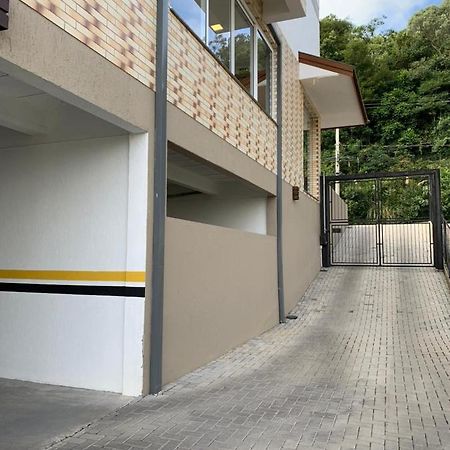 Apartamento Fioreze Gramado Extérieur photo